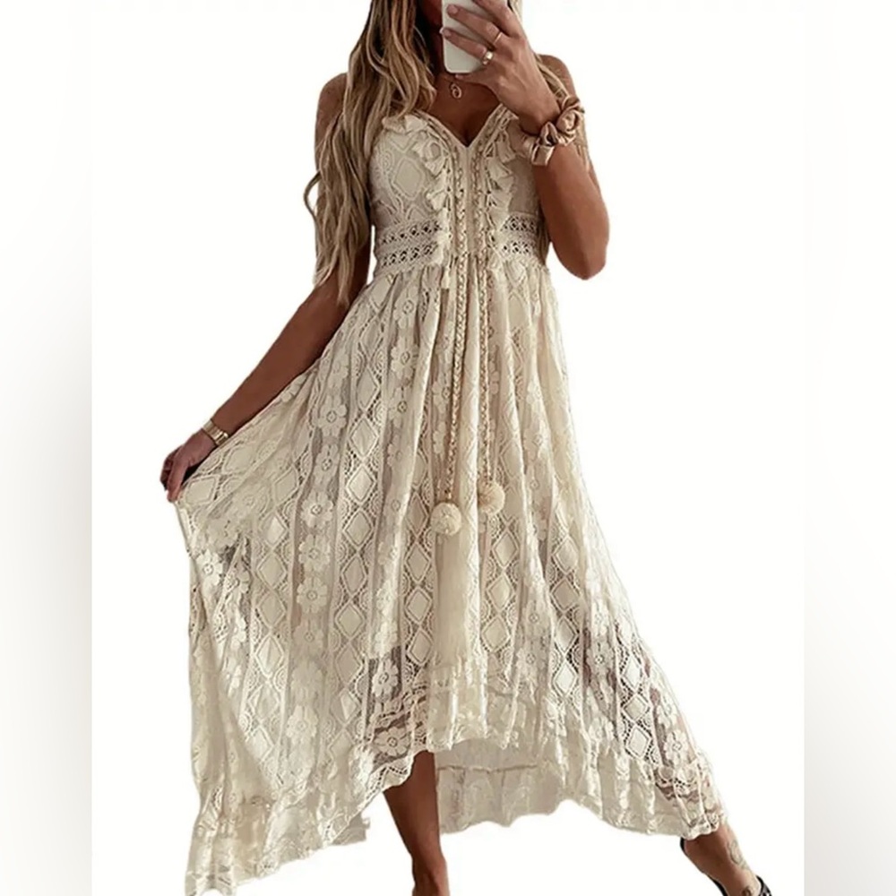 Beautiful brand new boho dress. Size small